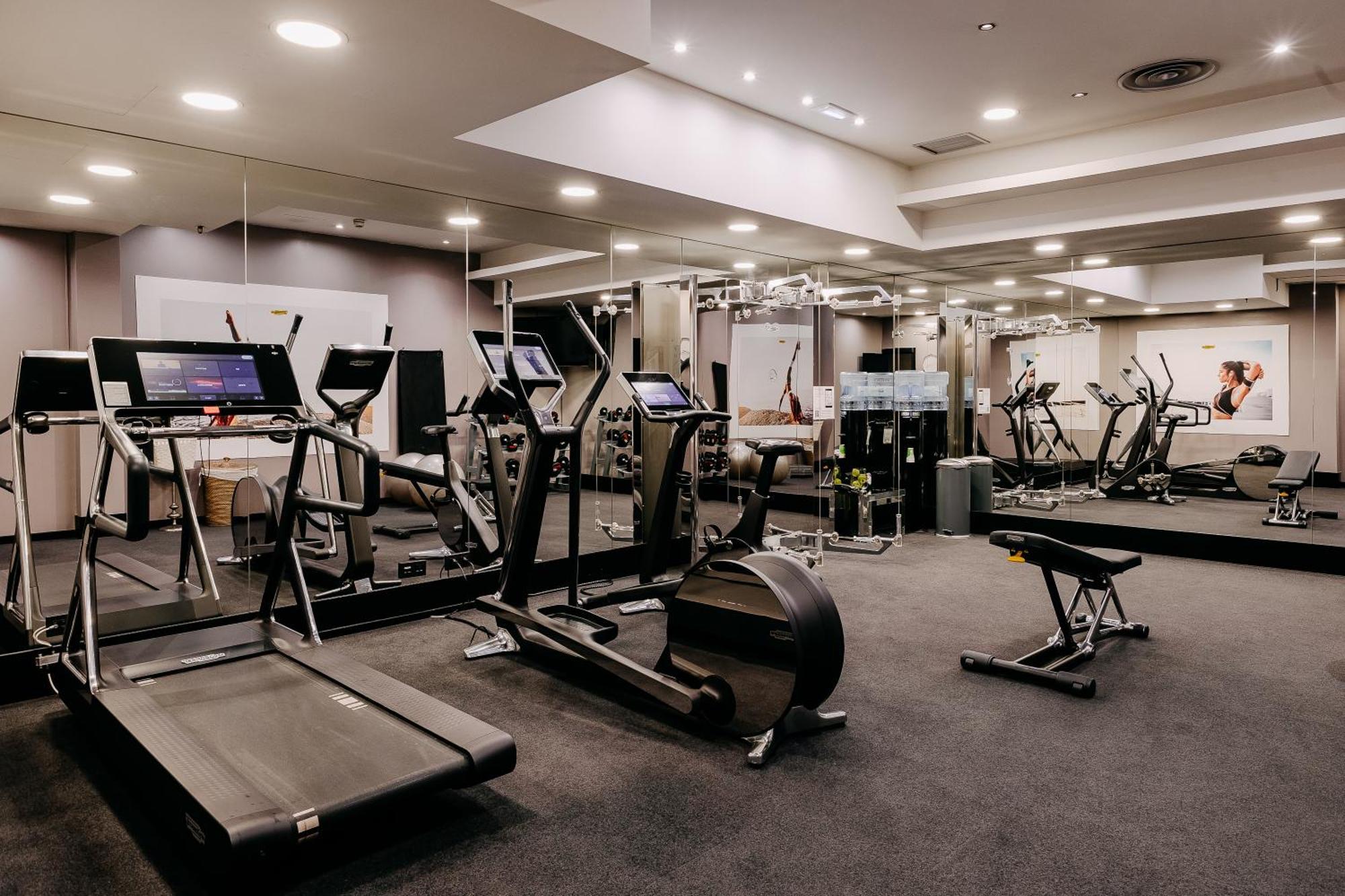 138 Liberdade Hotel Lisboa Kültér fotó The gym at the hotel